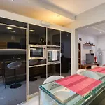 Sunlit Maisonette With Private Terrace & Bbq By 360 Estates * רבאט