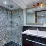 דירה Sunlit Maisonette With Private Terrace & Bbq By 360 Estates *