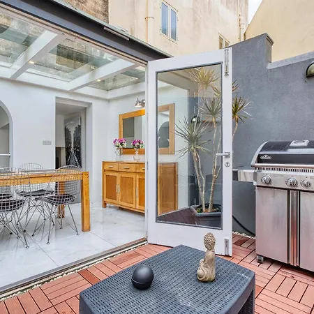 Sunlit Maisonette W / Private Terrace Rbt008 Apartament *