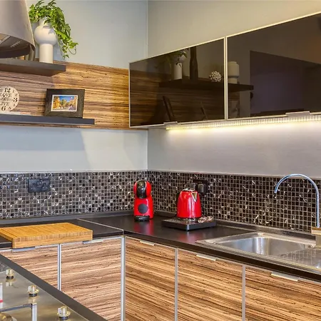 Sunlit Maisonette With Private Terrace & Bbq By 360 Estates * Rabat