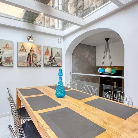 Sunlit Maisonette W / Private Terrace Rbt008