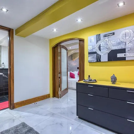 Sunlit Maisonette With Private Terrace & Bbq By 360 Estates Apartment Rabat