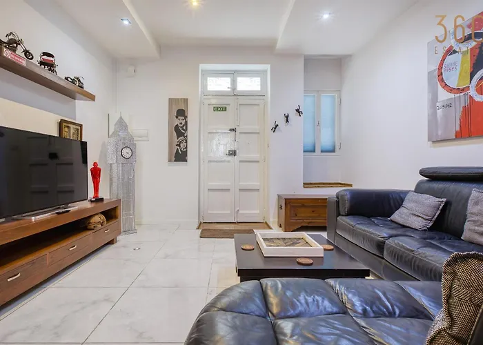 Sunlit Maisonette With Private Terrace & Bbq By 360 Estates Rabat