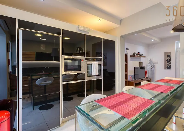 Sunlit Maisonette With Private Terrace & Bbq By 360 Estates * Rabat